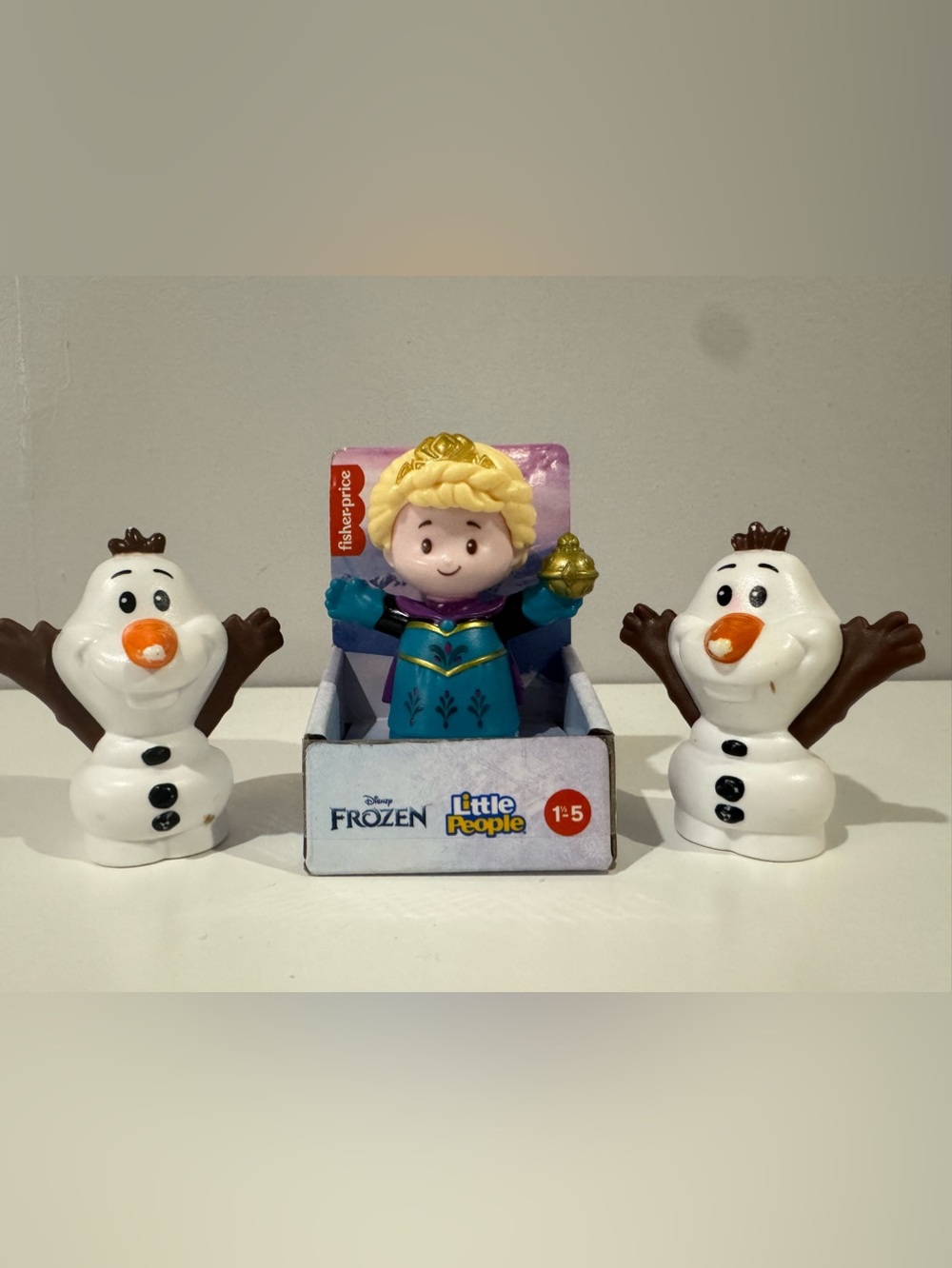 Frozen little people characters!